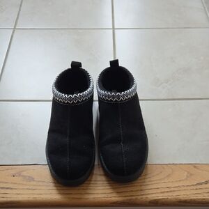 Streetwear Society Black Slip-On Shoes with White Stitching Size 9